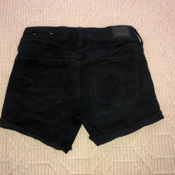 American Eagle Black Midi Shorts - Picture 2 of 4